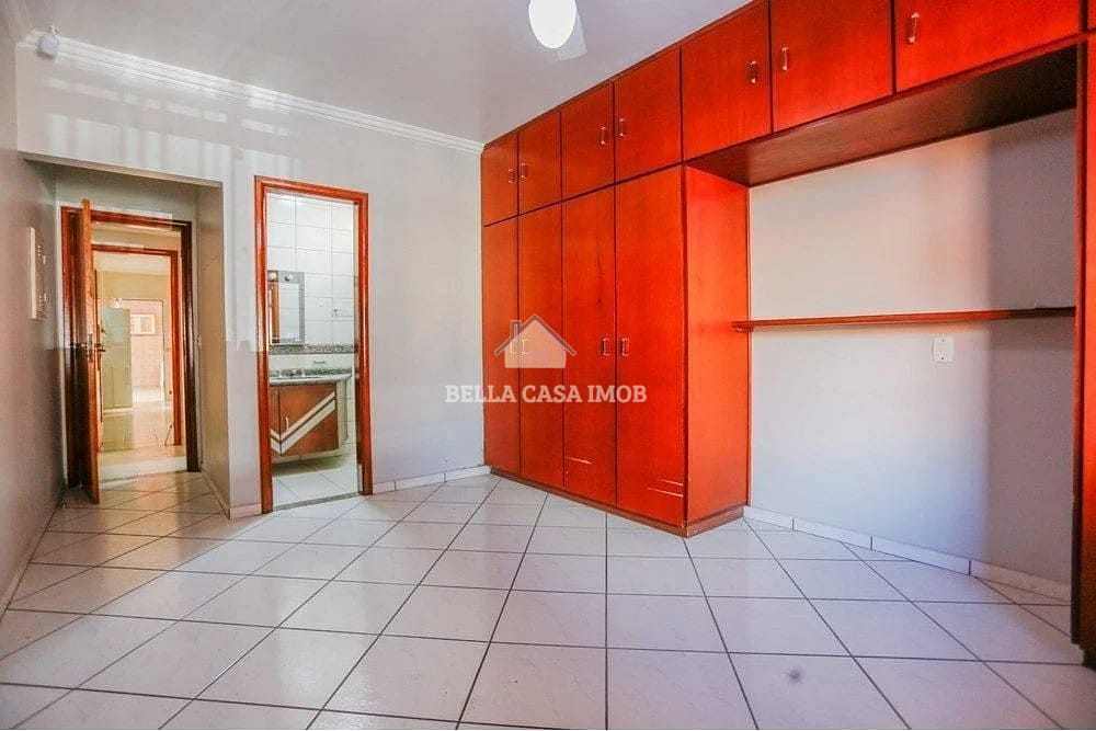 Casa à venda com 4 quartos, 192m² - Foto 22