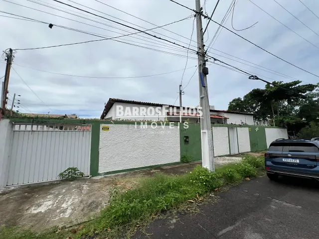 Casa com 735m² 3 quartos e 5 banheiros, à venda ou para alugar, no bairro Aruana em Aracaju
