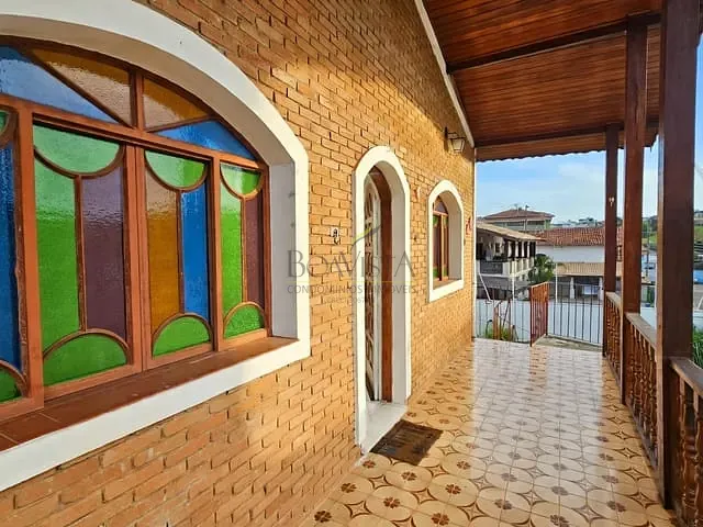 Casa com 535m² 5 quartos e 4 banheiros, para alugar, no bairro Jardim Alvorada I em Piracaia