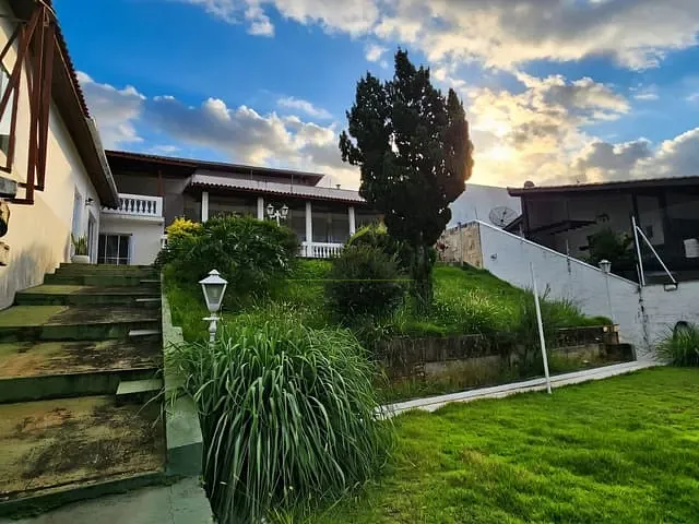 Casa com 535m² 5 quartos e 4 banheiros, para alugar, no bairro Jardim Alvorada I em Piracaia