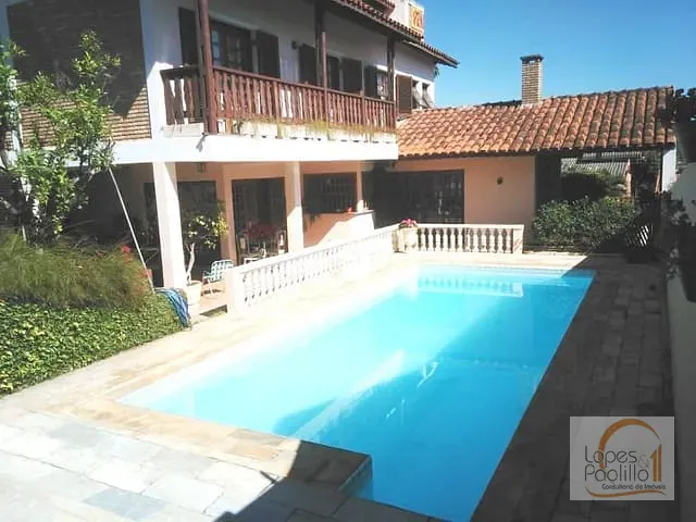 Casa com 480m² 4 quartos e 1 banheiro, à venda, no bairro Jardim Paulista em Atibaia