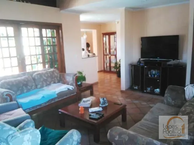 Casa com 480m² 4 quartos e 1 banheiro, à venda, no bairro Jardim Paulista em Atibaia