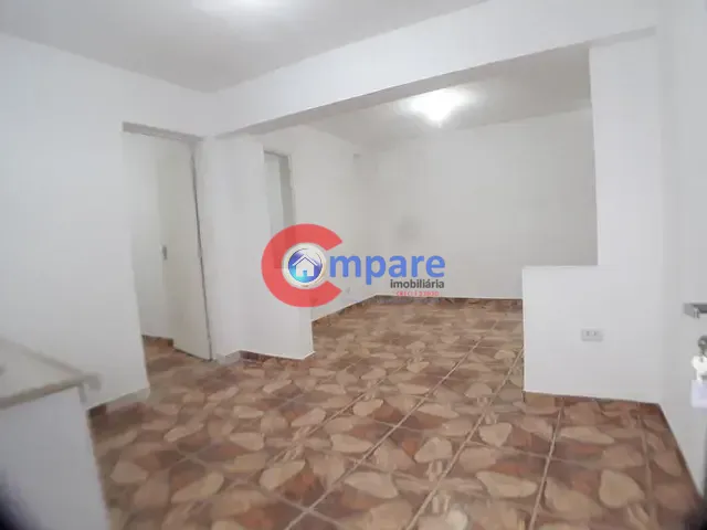 Casa com 60m² 2 quartos e 1 banheiro, para alugar, no bairro Jardim Paraíso em Guarulhos