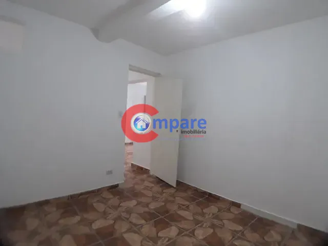 Casa com 60m² 2 quartos e 1 banheiro, para alugar, no bairro Jardim Paraíso em Guarulhos