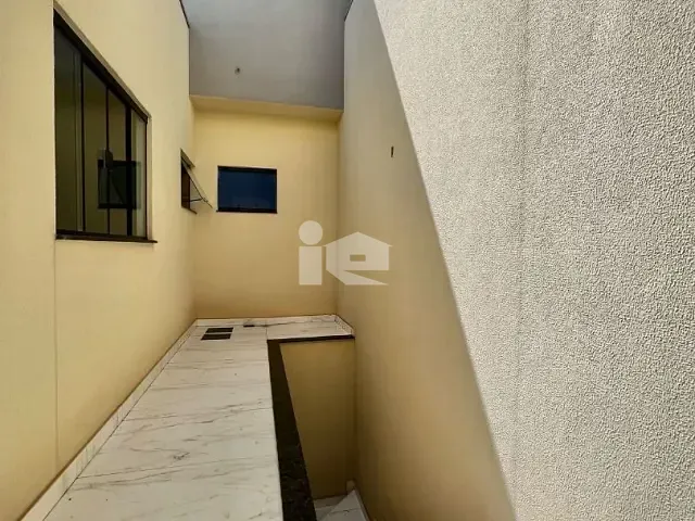 Casa com 380m² 3 quartos e 3 banheiros, à venda, no bairro Jd Roland em Rolândia
