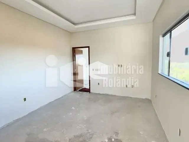 Casa com 380m² 3 quartos e 3 banheiros, à venda, no bairro Jd Roland em Rolândia