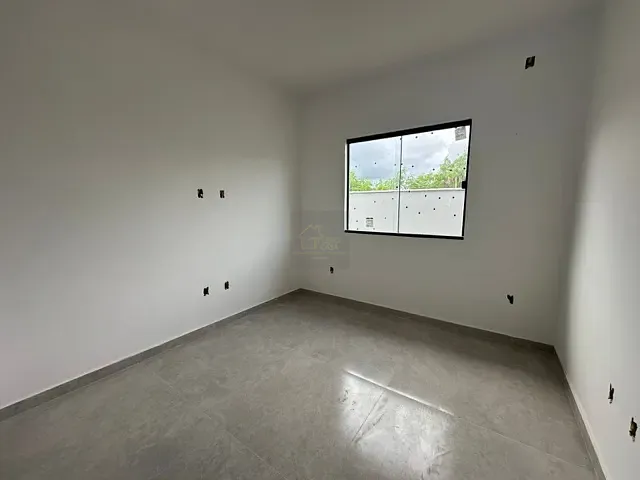 Casa com 480m² 3 quartos e 3 banheiros, à venda, no bairro jardim Atlântico Leste em Maricá