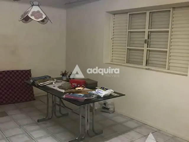 Sobrado com 327m², à venda, no bairro Uvaranas em Ponta Grossa