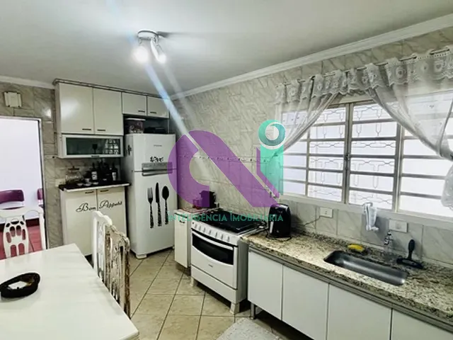 Casa com 200m² 3 quartos e 2 banheiros, à venda, no bairro Jardim das Flores em Osasco