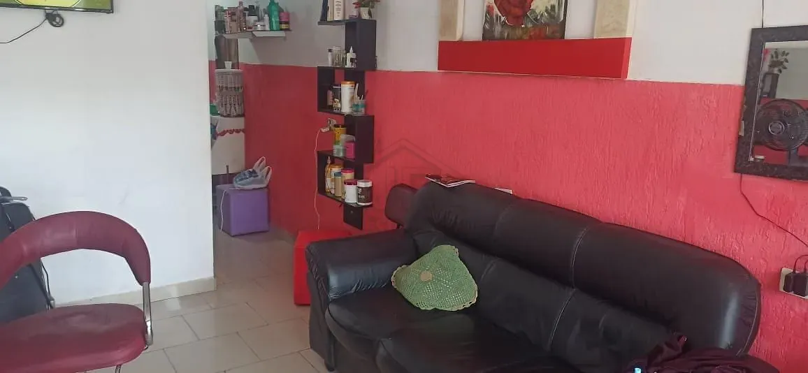 Casa, 3 quartos, 180 m² - Foto 2