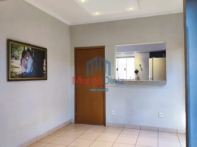 Casa com 472m² 2 quartos e 2 banheiros, à venda, no bairro Centro em Ituverava