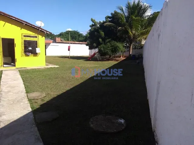 Casa 2 quartos e 2 banheiros, à venda, no bairro Hernani Sá em Ilhéus