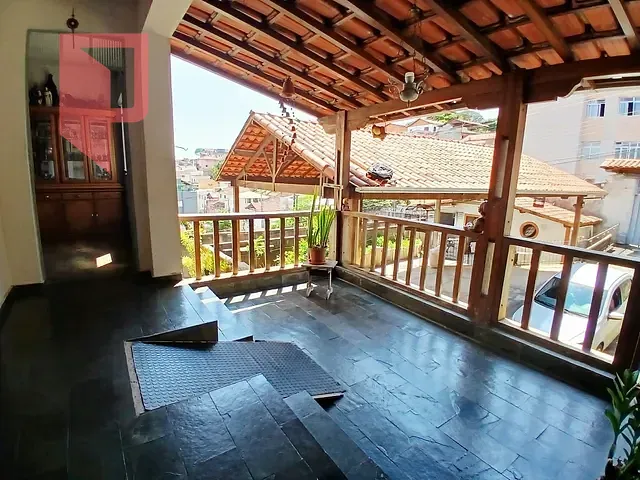 Casa 3 quartos e 2 banheiros, à venda, no bairro Caiçara em Belo Horizonte