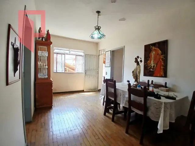 Casa 3 quartos e 2 banheiros, à venda, no bairro Caiçara em Belo Horizonte