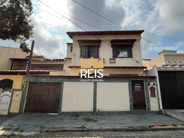 Casa 4 quartos e 2 banheiros, à venda, no bairro Campo Grande em Rio de Janeiro