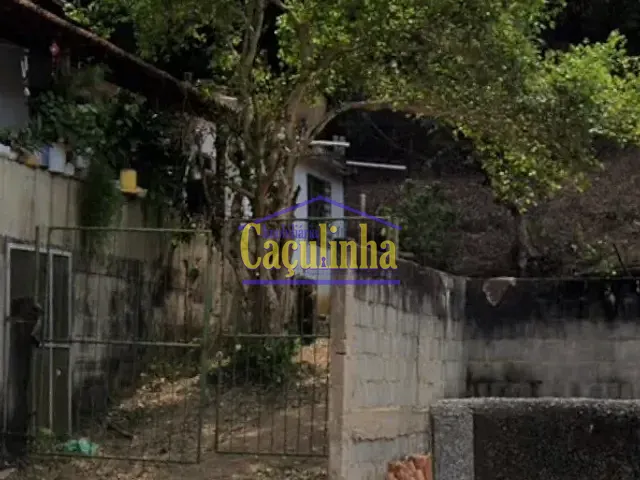 Casa com 60m² 2 quartos e 2 banheiros, à venda, no bairro Oficinas Velhas em Barra do Piraí