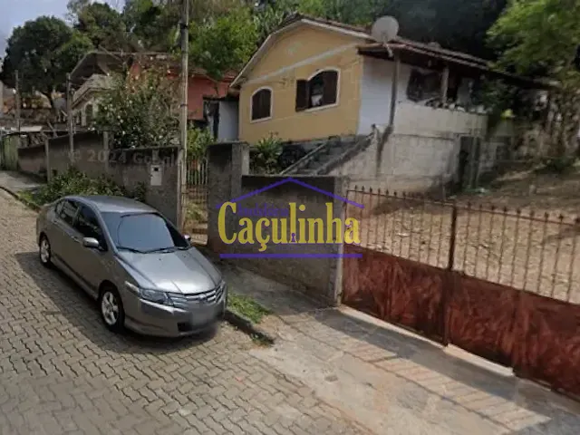 Casa com 60m² 2 quartos e 2 banheiros, à venda, no bairro Oficinas Velhas em Barra do Piraí