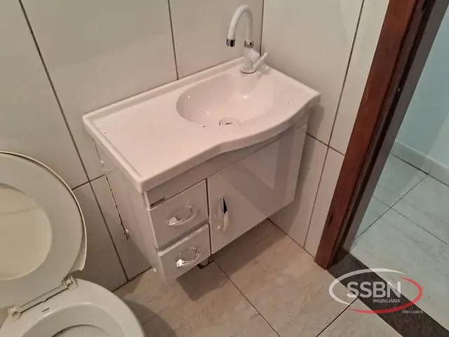 Casa 3 quartos e 1 banheiro, para alugar, no bairro Jardim Marajoara em Nova Odessa