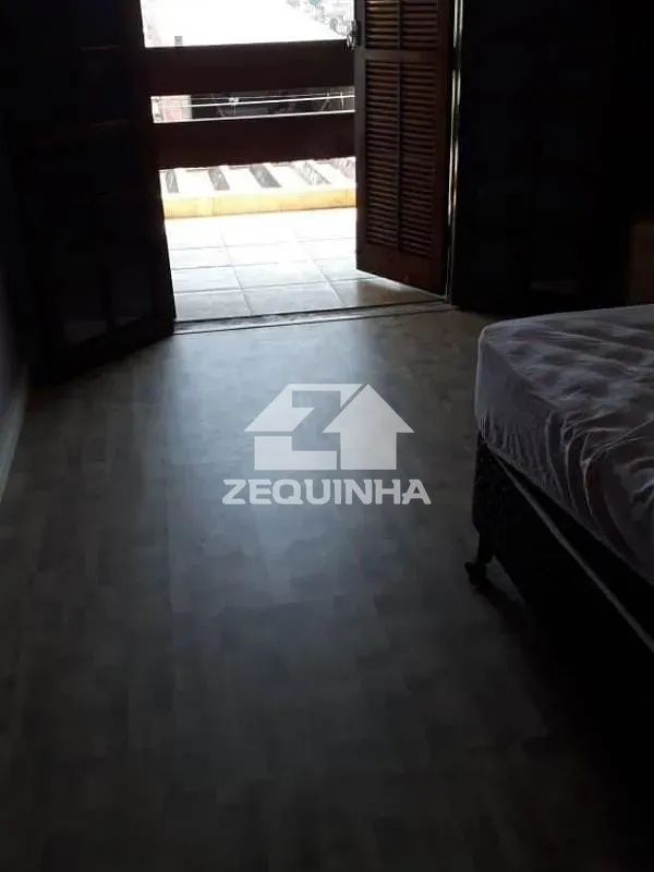 Casa, 3 quartos, 250 m² - Foto 19