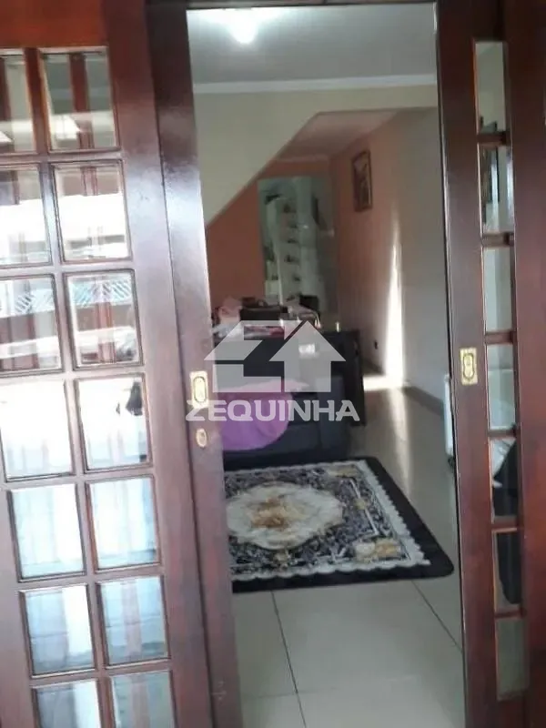 Casa, 3 quartos, 250 m² - Foto 2