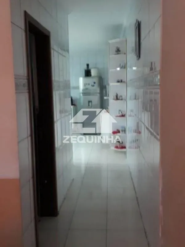 Casa, 3 quartos, 250 m² - Foto 7