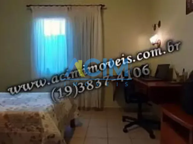 Casa com 300m² 3 quartos e 2 banheiros, à venda, no bairro Cruzeiro do Sul em Jaguariúna