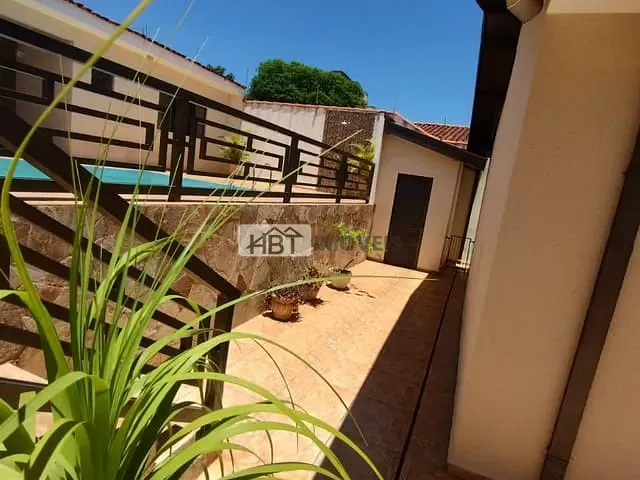 Casa com 360m² 3 quartos e 3 banheiros, à venda, no bairro Vila Industrial em Bauru
