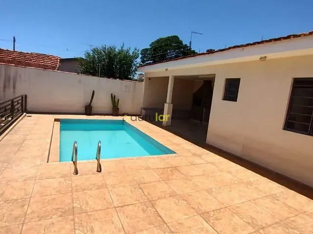 Casa com 360m² 3 quartos e 3 banheiros, à venda, no bairro Vila Industrial em Bauru