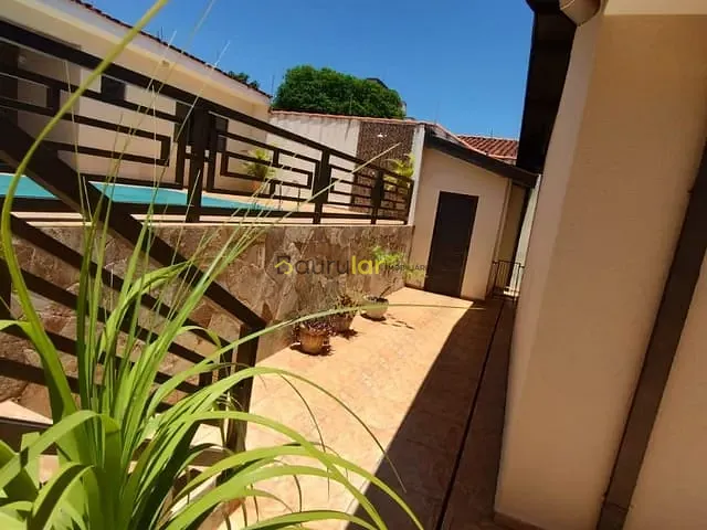 Casa com 360m² 3 quartos e 3 banheiros, à venda, no bairro Vila Industrial em Bauru