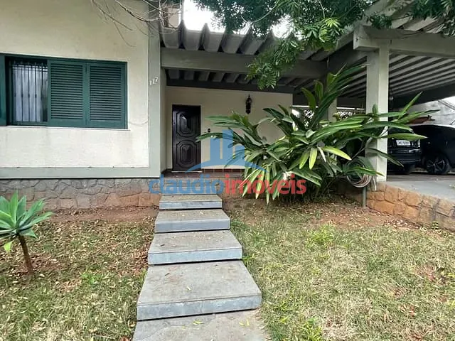 Casa com 380m² 3 quartos e 3 banheiros, à venda, no bairro Jardim Amália em Volta Redonda