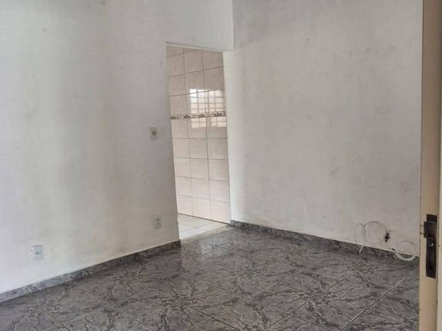 Casa com 150m² 2 quartos e 1 banheiro, à venda, no bairro Cézar de Souza em Mogi das Cruzes