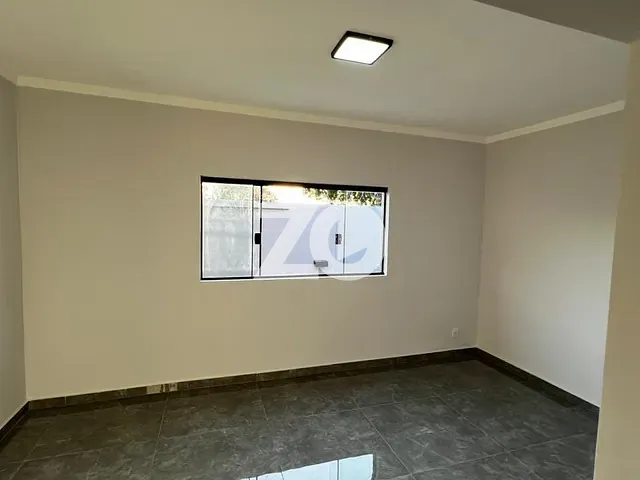 Casa com 230m² 3 quartos e 2 banheiros, à venda, no bairro Núcleo Residencial Presidente Geisel em Bauru