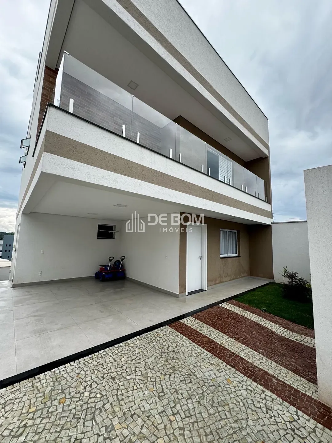 Casa, 3 quartos, 252 m² - Foto 3