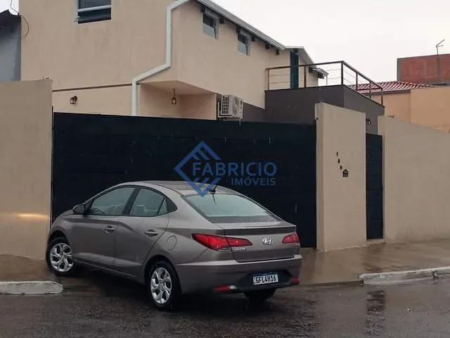 Casa com 128m² 2 quartos e 3 banheiros, à venda, no bairro Capela em Vinhedo