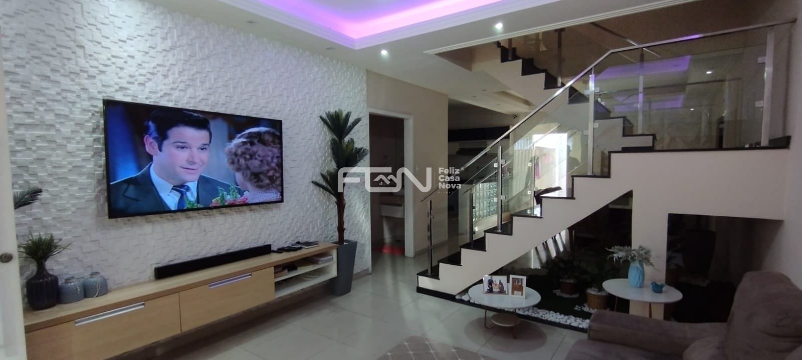 Casa à venda com 5 quartos, 200m² - Foto 4