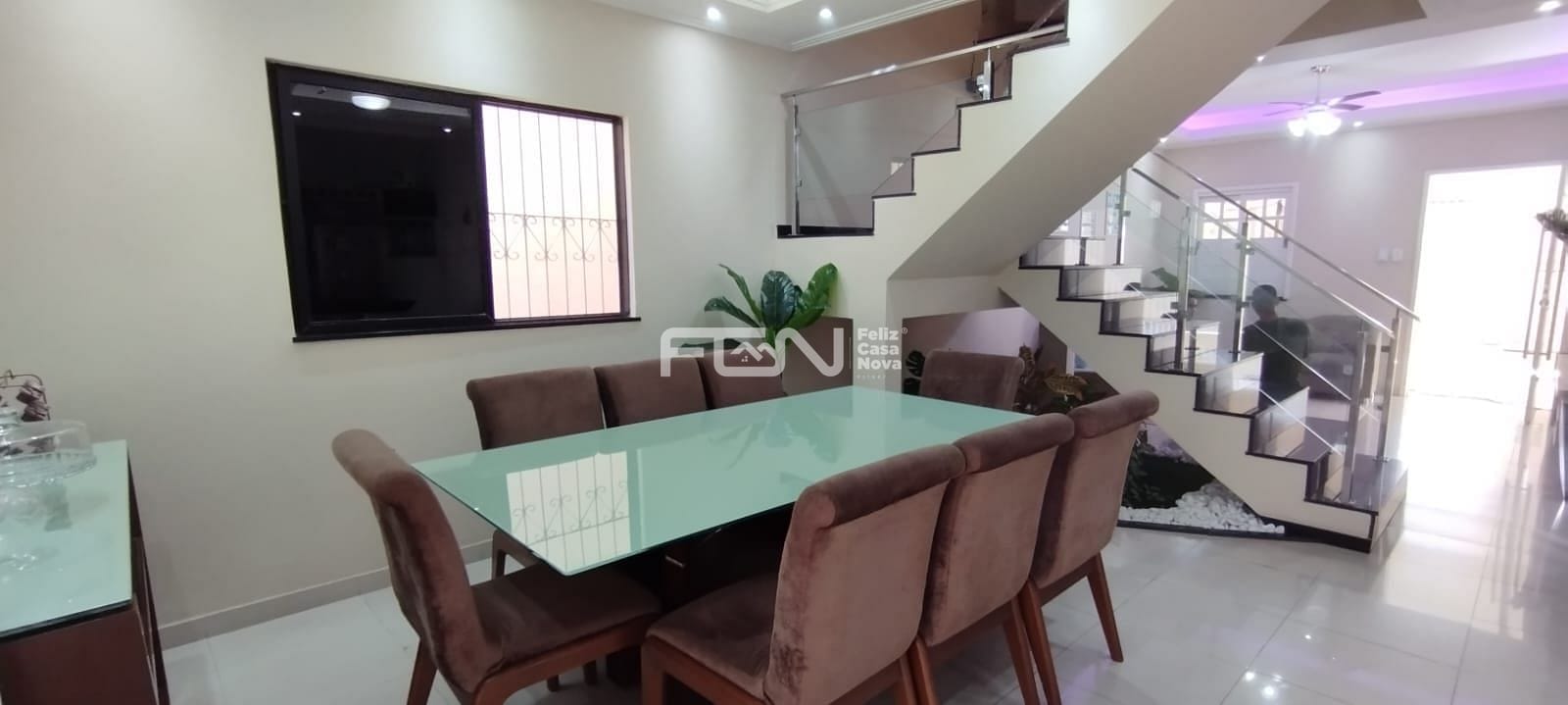 Casa à venda com 5 quartos, 200m² - Foto 6