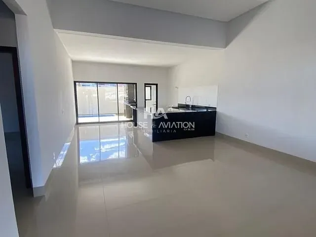 Casa com 300m² 3 quartos e 4 banheiros, à venda, no bairro Jardins Bolonha em Senador Canedo