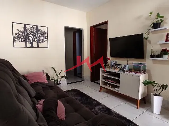 Casa com 150m² 3 quartos e 2 banheiros, à venda, no bairro Monjolos em São Gonçalo