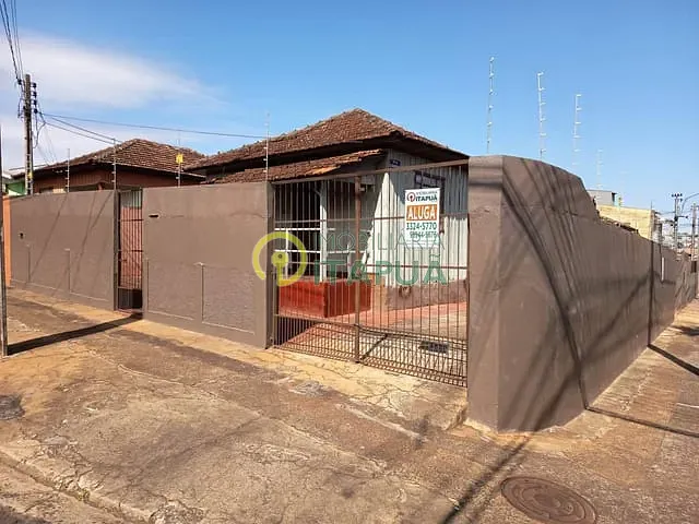 Casa 2 quartos e 1 banheiro, para alugar, no bairro Vila Goes em Londrina