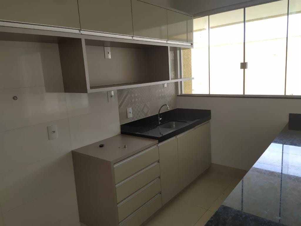 Casa à venda com 3 quartos, 160m² - Foto 4