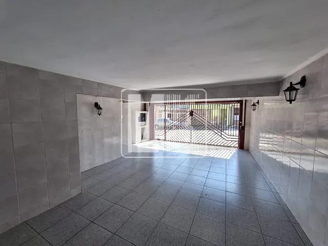 Casa com 202m² 3 quartos e 2 banheiros, à venda, no bairro Vila Palmares em Santo André