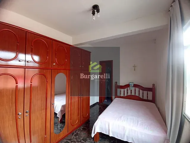 Casa 4 quartos e 1 banheiro, para alugar, no bairro Vila São Francisco em Lavras