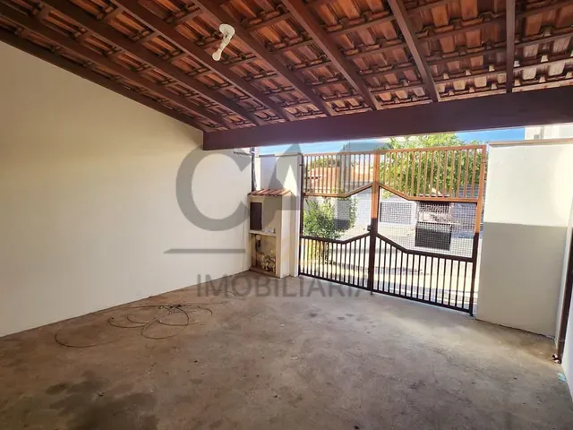 Casa com 175m² 2 quartos e 2 banheiros, à venda, no bairro Jardim Europa em Jaguariúna