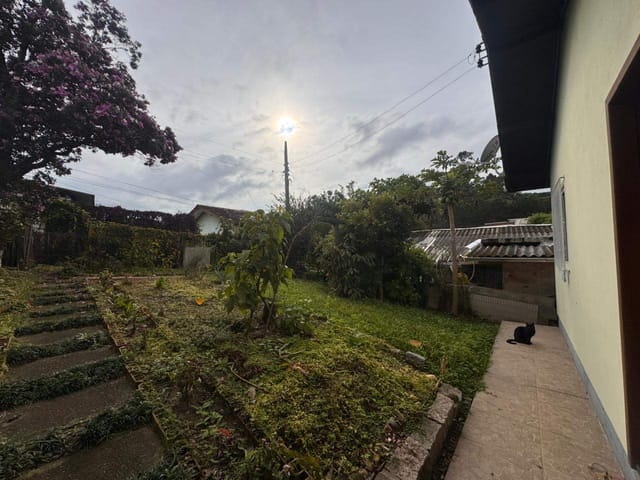Casa 2 quartos e 2 banheiros, à venda, no bairro Vargem do Bom Jesus em Florianópolis