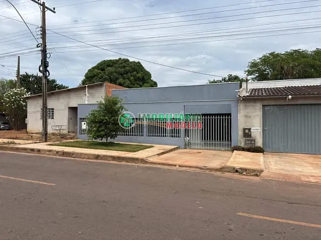 Casa 3 quartos e 2 banheiros, à venda, no bairro morada do sol em Canarana