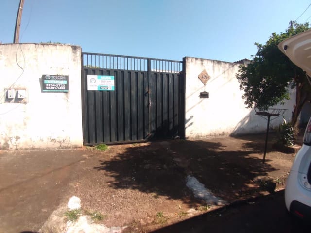 Casa com 300m² 4 quartos e 3 banheiros, à venda, no bairro Parque Residencial Ana Rosa em Cambé