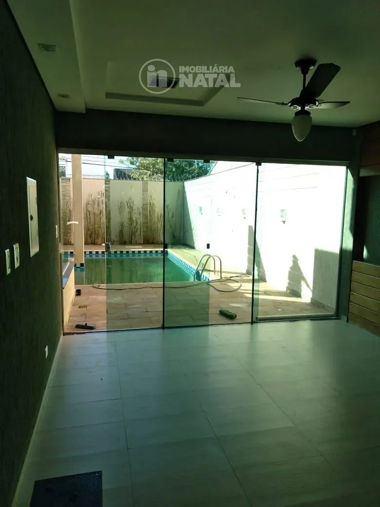 Casa, 4 quartos, 250 m² - Foto 32