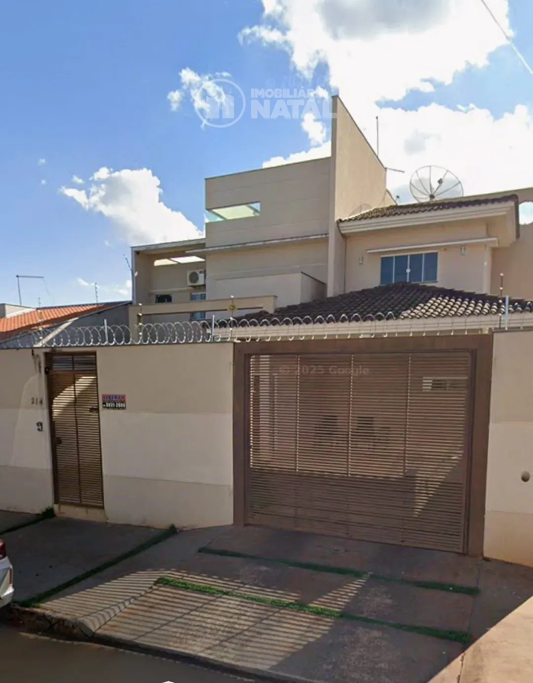 Casa, 4 quartos, 250 m² - Foto 1