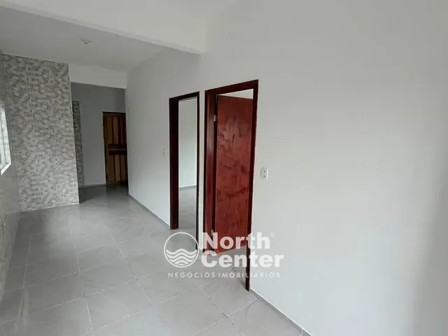 Casa 2 quartos e 1 banheiro, para alugar, no bairro Volta Redonda em Araquari