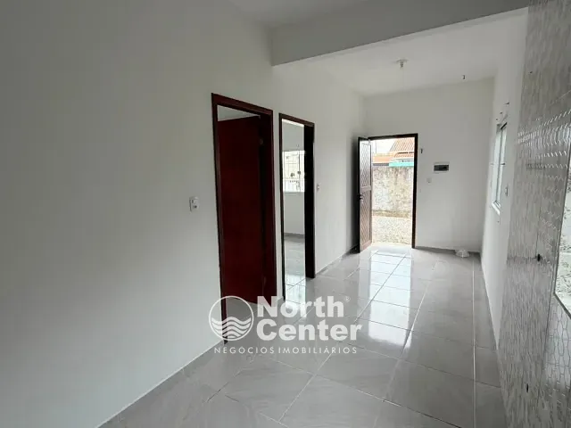 Casa 2 quartos e 1 banheiro, para alugar, no bairro Volta Redonda em Araquari